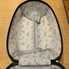 スヌーピー キャリーケースの画像