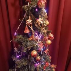 クリスマスイルミネーションツリー