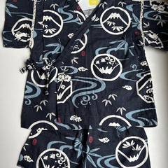 甚平とTシャツ、パンツ