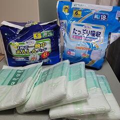 大人用紙オムツ&パッド