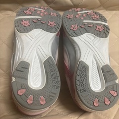 キッズスニーカー　21.5cmの画像