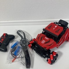 新品未使用⭐️赤いラジコンカー 360°全方向走行 水陸両用 子供 誕生日の画像