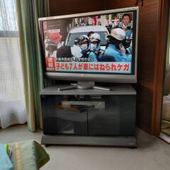 古いT４０テレビ、ビデオレコーダー，テレビ台セット 