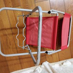折りたたみ椅子　パイプチェア　ピクニックチェア　レッド　赤色　コンパクト　Nature＆Unity　アウトドア　携帯チェア　ネイチャー＆ユニティ|の画像