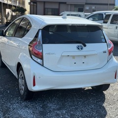 トヨタ　アクア　S 平成29年　走行距離5万キロ　車検2年間　ナビ　ETC バックカメラの画像