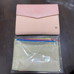 ファミリーカードケース