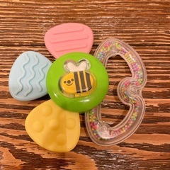 赤ちゃん　玩具4点セットの画像