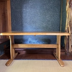 ダイニングテーブル