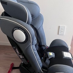 【格安】ピジョン チャイルドシート ZY-22（1歳頃〜対応）※...