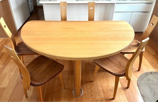 シラカワ　ダイニングテーブル