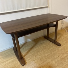 ダイニングテーブル