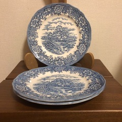 イギリス🇬🇧お皿３枚 