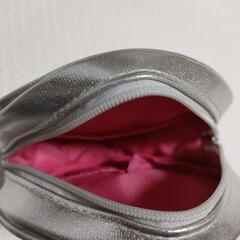DHC　化粧品ラメポーチの画像