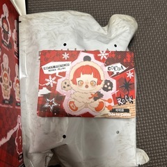 POPMARTスカルパンダWinter Symphony ぬいぐるみの画像
