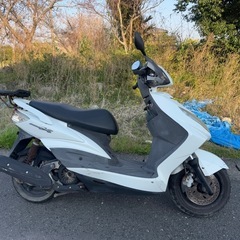 ヤマハ　シグナスX 125cc バイク　車体　スクーター