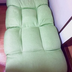 美品 ニトリ ポケットコイル座椅子 ワイドタイプ（グリーン）の画像