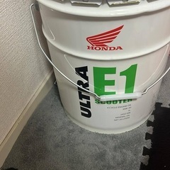 【中古】ホンダ純正バイク用エンジンオイル ULTRA E1 10...