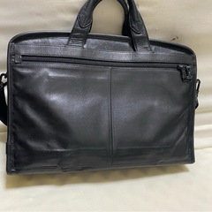 TUMI トゥミ ビジネスバッグ レザー ブリーフケース ブラックの画像