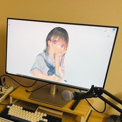 Dell U2722D 