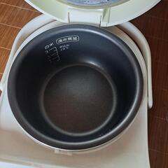 炊飯器の画像