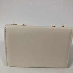 新品未使用⭐️パールビーズ付きホワイトパーティーバッグの画像