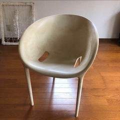 driade エッグチェア 定価7万