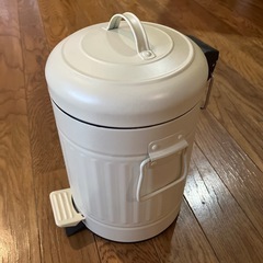 ゴミ箱