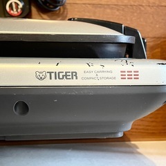 【中古完動品】タイガーホットプレート〈これ一台〉CPV-A131 たこ焼  焼肉 お好み焼き2006年製の画像