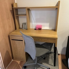 学習机、椅子