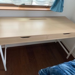 【新品同様】IKEAデスク　使用期間1年