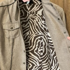 ZEEBRA柄ショート丈ジャケット