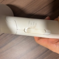 サロニア　ドライヤー　ホワイトの画像