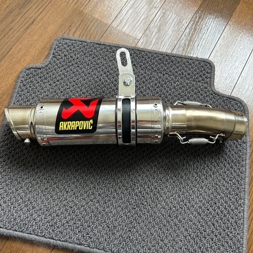 スズキGSXーR1000スリップオンマフラー