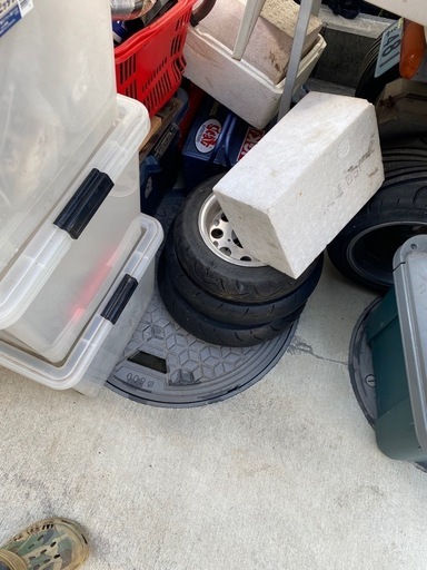 バイク部品多数　　　物置いっぱい！！