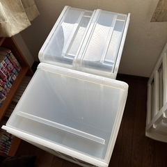 衣装ケース　ニトリ