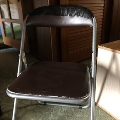 中古パイプイス