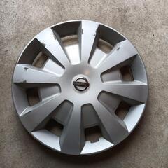 日産タイヤホイールキャップ４個の画像