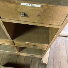 引き出し付き棚③の画像