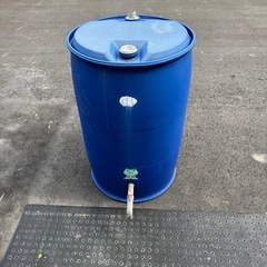 雨水タンク　200ℓ