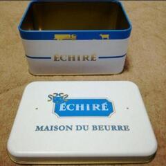 ECHIRE エシレ★サブレ缶　白×青の画像