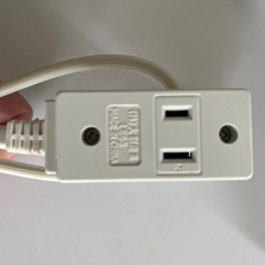 延長コード、LANケーブルの画像