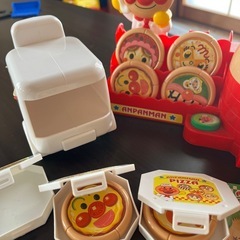 お話し中。おもちゃの画像