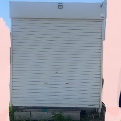 シャッター付き保冷コンテナ