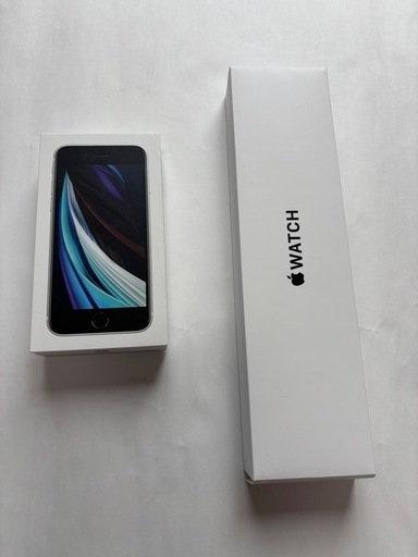 iPhone SE2 SIMフリー 64GBとApple watch SE2 44mmのセット