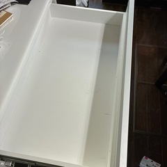 食器棚、キッチンボードの画像