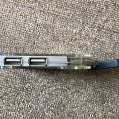 4ポート USBハブの画像