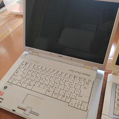 NEC  LaVie  LL550シリーズ、二台　バッテリー、アダプター付きの画像