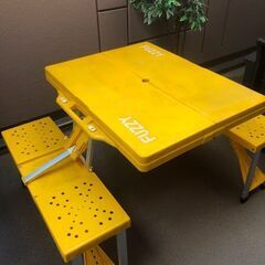 ピクニックテーブルセット（黄）お引き取りに来られるかたに差し上げます
