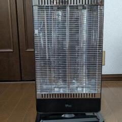 電気ストーブ　首振り機能付き　リモコン付きの画像
