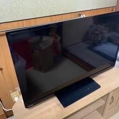 東芝 レグザ
2013年式32インチ液晶カラーテレビ